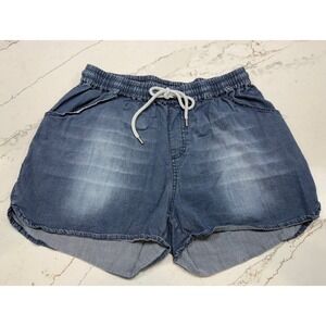 Grace‎ and Lace Chambray Denim Shorts - Size Large Light Midwash